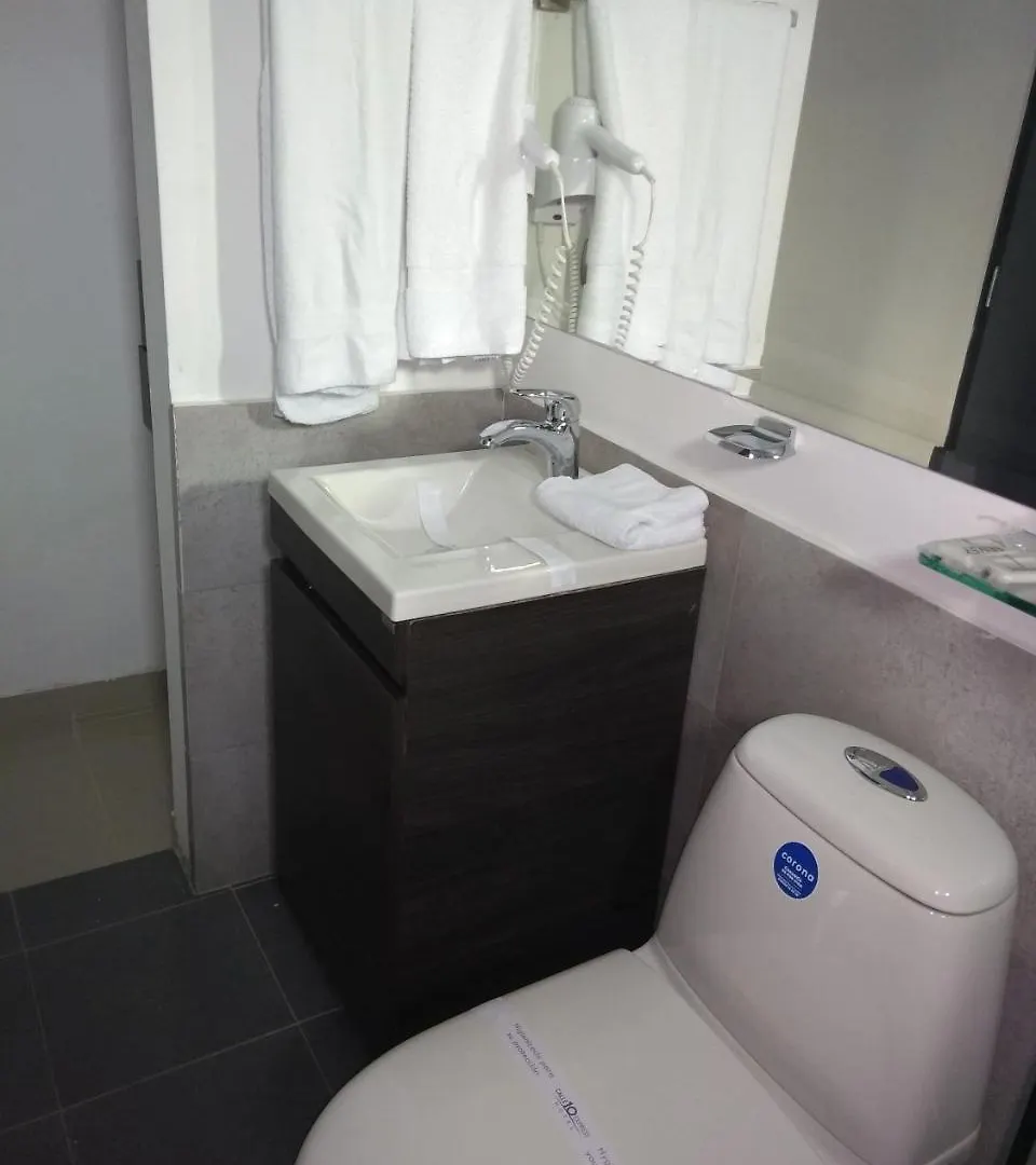Calle 10 Express Hotel Medellin