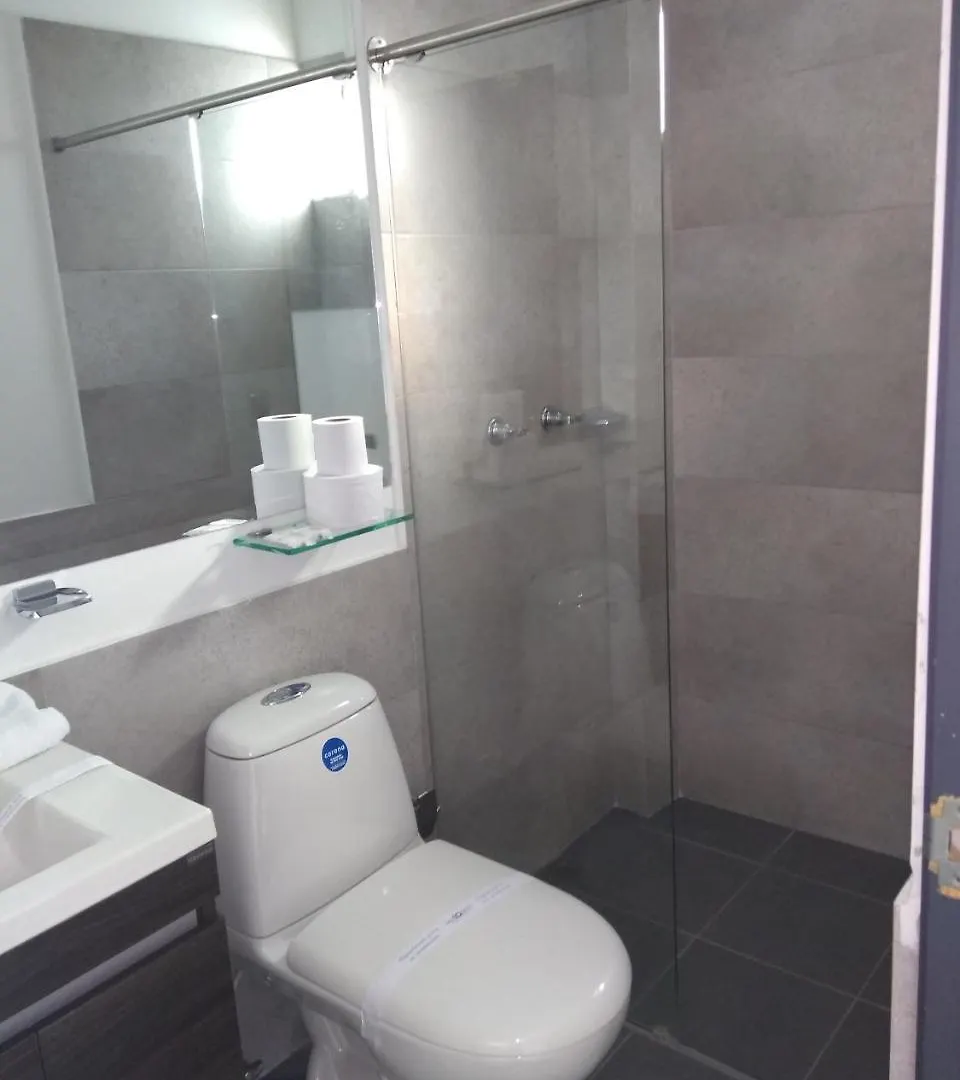 Calle 10 Express Hotel ميديلين