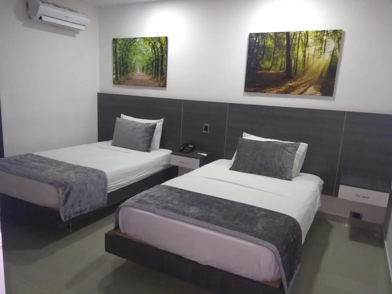 Calle 10 Express Hotel ميديلين